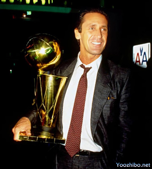 帕特-莱利：1989-90赛季的NBA最佳教练与<a href=/lanqiu_jingcai/lakers/ target=_blank class=infotextkey>湖人</a>王朝的缔造者